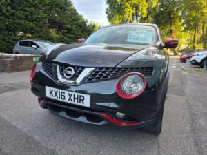 2016 Nissan Juke 1.2 Dig-T N-Connecta Euro 6 (s/s) 5dr in Black — image 6
