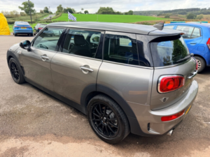 2017 MINI Clubman 2.0 Cooper S Estate 6dr Petrol Manual All4 Euro 6 (s/s) (192 Ps) in Silver — image 4