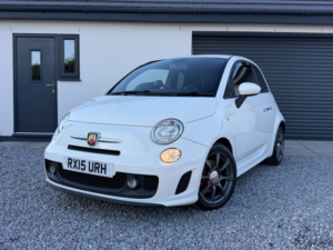 2015 Abarth 500 1.4 Abarth 500 1.4 Tjet 135 Hp in White — image 2