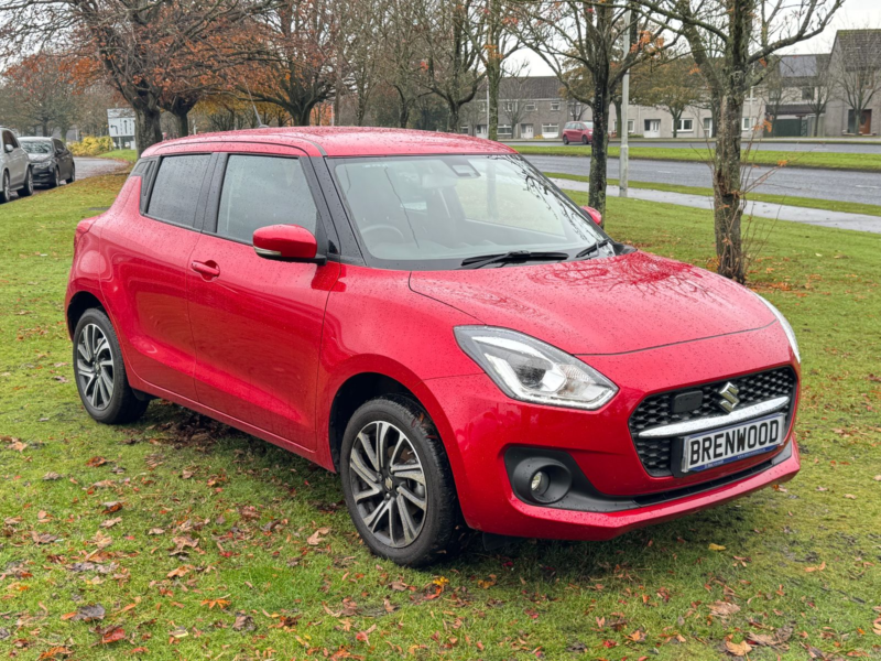 2022 Suzuki Swift 1.2 Dualjet Mhev Sz5 Hatchback 5dr Petrol Hybrid Manual Allgrip Euro 6 (s/s) (83 Ps) in Red — image 1