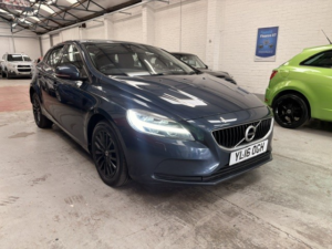 2016 Volvo V40
