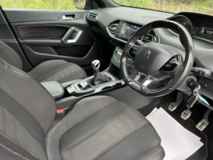 2017 Peugeot 308 1.6 Bluehdi Gt Line in Blue — image 3