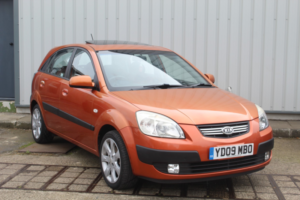 2009 Kia Rio 1.5 Crdi Sport in Orange — image 3