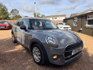 2017 MINI Hatch