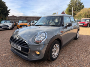 2017 MINI Hatch 1.2 One Euro 6 (s/s) 5dr in Grey — image 5