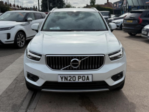 2020 Volvo Xc40 2.0 D3 Inscription Auto AWD Euro 6 (s/s) 5dr in White — image 3
