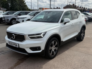 2020 Volvo Xc40 2.0 D3 Inscription Auto AWD Euro 6 (s/s) 5dr in White — image 5