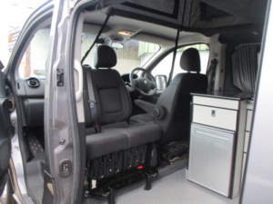 2020 Renault Trafic 2.0 Sl28 Dci 145 Auto Edc Sport Campervan in Grey — image 6
