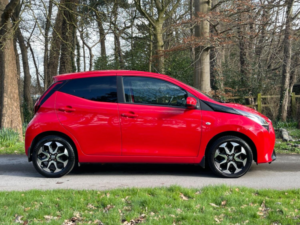 2018 Toyota Aygo 1.0 Vvt-I X-Plore Euro 6 5dr in Red — image 2