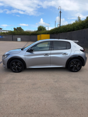 2020 Peugeot 208 1.2 Puretech Gt Line Hatchback 5dr Petrol Eat Euro 6 (s/s) (100 Ps) in Grey — image 2