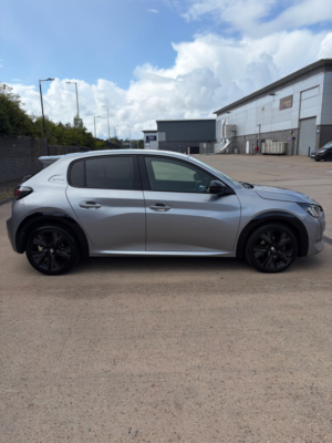 2020 Peugeot 208 1.2 Puretech Gt Line Hatchback 5dr Petrol Eat Euro 6 (s/s) (100 Ps) in Grey — image 6