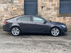 2015 Vauxhall Insignia 1.8 16v Sri Hatchback 5dr Petrol Manual Euro 5 (140 Ps) in Grey — image 3