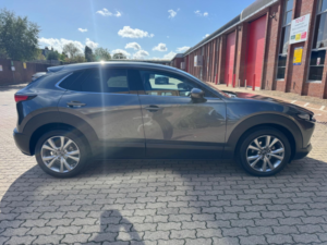 2024 Mazda Cx-30 2.0 E-Skyactiv G Mhev Takumi Auto Euro 6 (s/s) 5dr in Grey — image 5