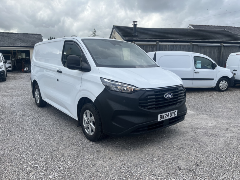 2024 Ford Transit Custom 2.0 Transit Custom V710 Leader Van 280 L1 2.0l Ecoblue 110ps Fwd 6 Speed Manual in White — image 1