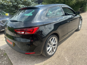 2016 SEAT Leon 2.0 Tdi Fr in Black — image 3