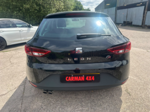 2016 SEAT Leon 2.0 Tdi Fr in Black — image 5