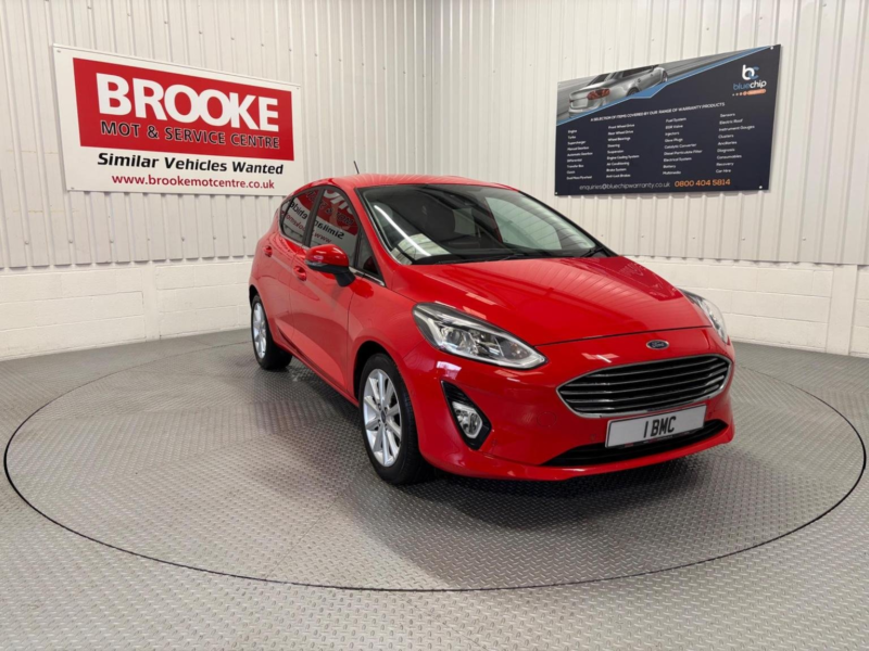 2017 Ford Fiesta 1.0t Ecoboost Titanium Auto Euro 6 (s/s) 5dr in Red — image 1