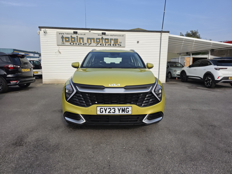 2023 Kia Sportage 1.6 T-Gdi 2 in Yellow — image 1