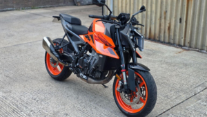 2024 Ktm 990 Duke 990 X-Ring Euro 5 in Orange — image 2
