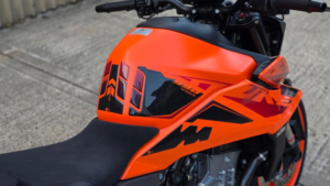 2024 Ktm 990 Duke 990 X-Ring Euro 5 in Orange — image 4
