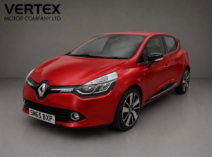 2015 Renault Clio 0.9 Tce Dynamique S Nav Euro 6 (s/s) 5dr in Red — image 2