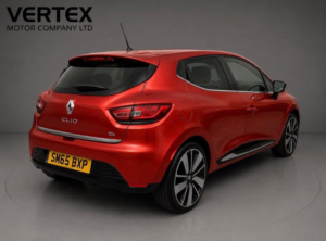 2015 Renault Clio 0.9 Tce Dynamique S Nav Euro 6 (s/s) 5dr in Red — image 3