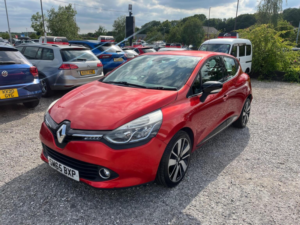 2015 Renault Clio 0.9 Tce Dynamique S Nav Euro 6 (s/s) 5dr in Red — image 6