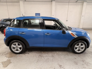2012 MINI Countryman 1.6 One D Countryman in Blue — image 6