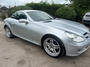 2005 Mercedes-Benz Slk Slk 350 V6 in Silver — image 4