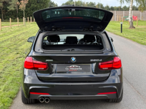 2019 BMW 3 Series 2.0 320d M Sport Shadow Edition Touring Auto Xdrive Euro 6 (s/s) 5dr in Black — image 5