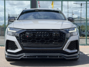 2023 Audi Rsq8 4.0 Tfsi V8 Vorsprung in Grey — image 5