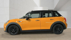2016 MINI Hatch 1.5 Cooper D Auto Euro 6 (s/s) 5dr in Orange — image 6