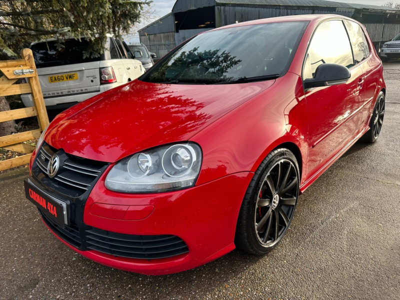 2007 Volkswagen Golf 3.2 V6 R32 in Red — image 1