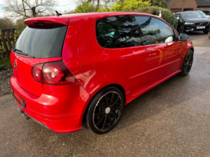 2007 Volkswagen Golf 3.2 V6 R32 in Red — image 3