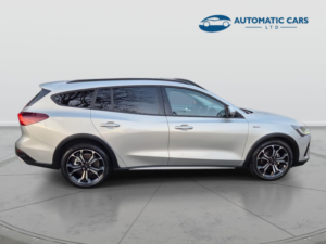 2022 Ford Focus Active Vignale Mhev in Silver — image 5