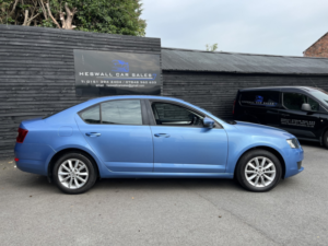 2013 Skoda Octavia 1.6 Tdi S in Blue — image 2