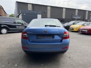 2013 Skoda Octavia 1.6 Tdi S in Blue — image 4