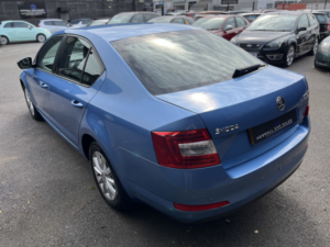 2013 Skoda Octavia 1.6 Tdi S in Blue — image 5