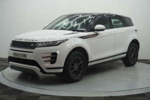 2020 Land Rover Range Rover Evoque 2.0 D150 R-Dynamic Fwd Euro 6 (s/s) 5dr in White — image 2
