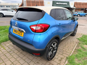 2014 Renault Captur 1.5 Dci Energy Dynamique S Medianav Euro 5 (s/s) 5dr in Blue — image 5
