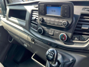 2021 Ford Transit 2.0 350 Ecoblue Mhev Leader Fwd L4 Euro 6 (s/s) 2dr in White — image 4