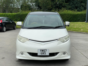 2008 Toyota Estima MPV in White — image 2