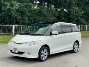 2008 Toyota Estima MPV in White — image 3