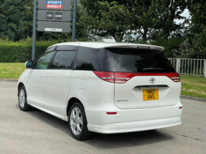 2008 Toyota Estima MPV in White — image 5