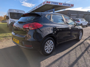 2016 Kia Ceed 1.4 Crdi 1 in Black — image 4