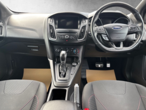2017 Ford Focus 1.5 Tdci Ecoboost St-Line in Blue — image 2