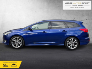 2017 Ford Focus 1.5 Tdci Ecoboost St-Line in Blue — image 6