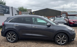 2018 Kia Niro 1.6h Gdi 2 Dct Euro 6 (s/s) 5dr in Grey — image 4