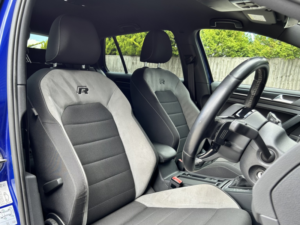 2016 Volkswagen Golf 2.0 Tsi Bluemotion Tech R in Blue — image 4