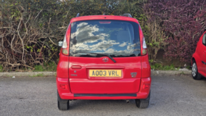 2003 Toyota Yaris Verso 1.3 Vvt-I T Spirit in Red — image 4
